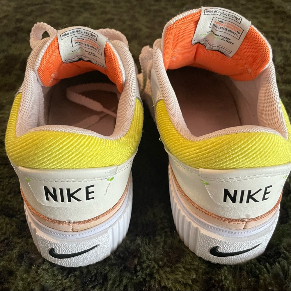 Womens Court Legacy Lift Sneaker - Picture 13 of 15